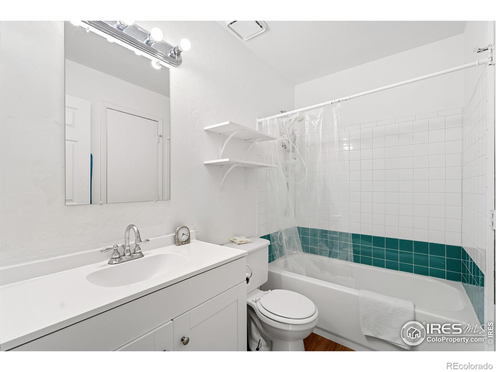 14509 Andrews Drive Denver CO 80239