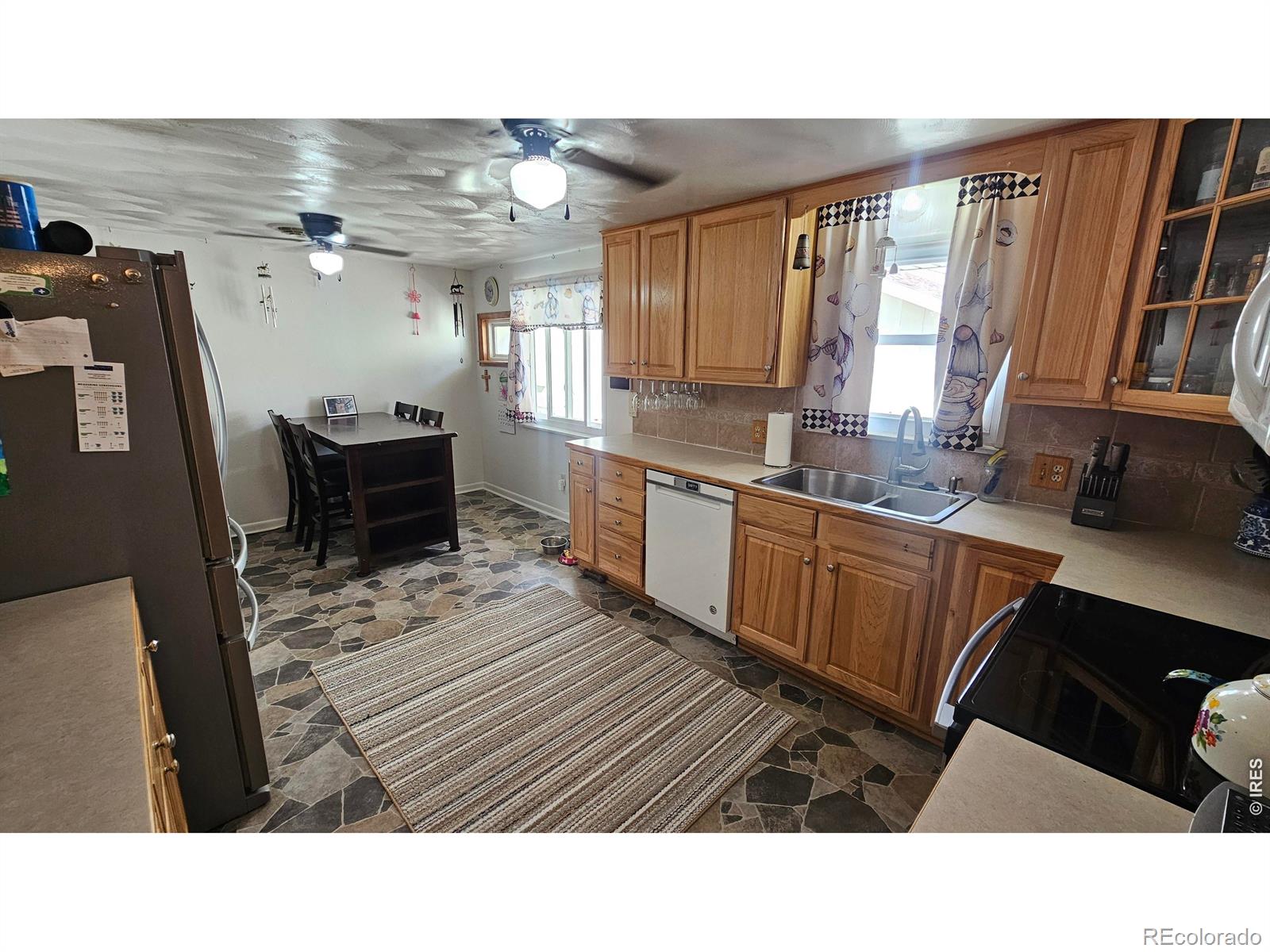 527 Elm Street Fort Morgan CO 80701