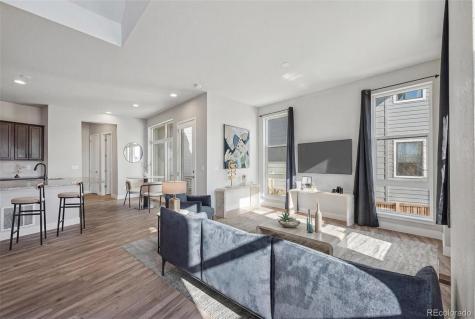 6034 N Nepal Street Aurora CO 80019