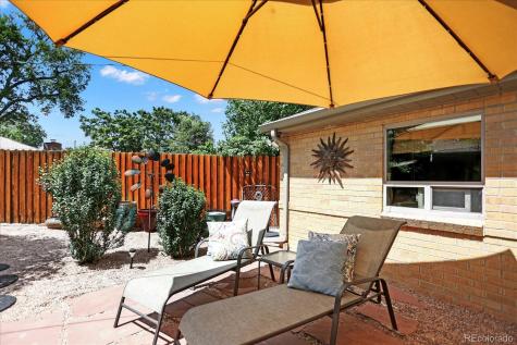 1660 Roslyn Street Denver CO 80220