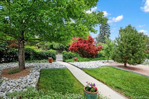 1660 Roslyn Street Denver CO 80220