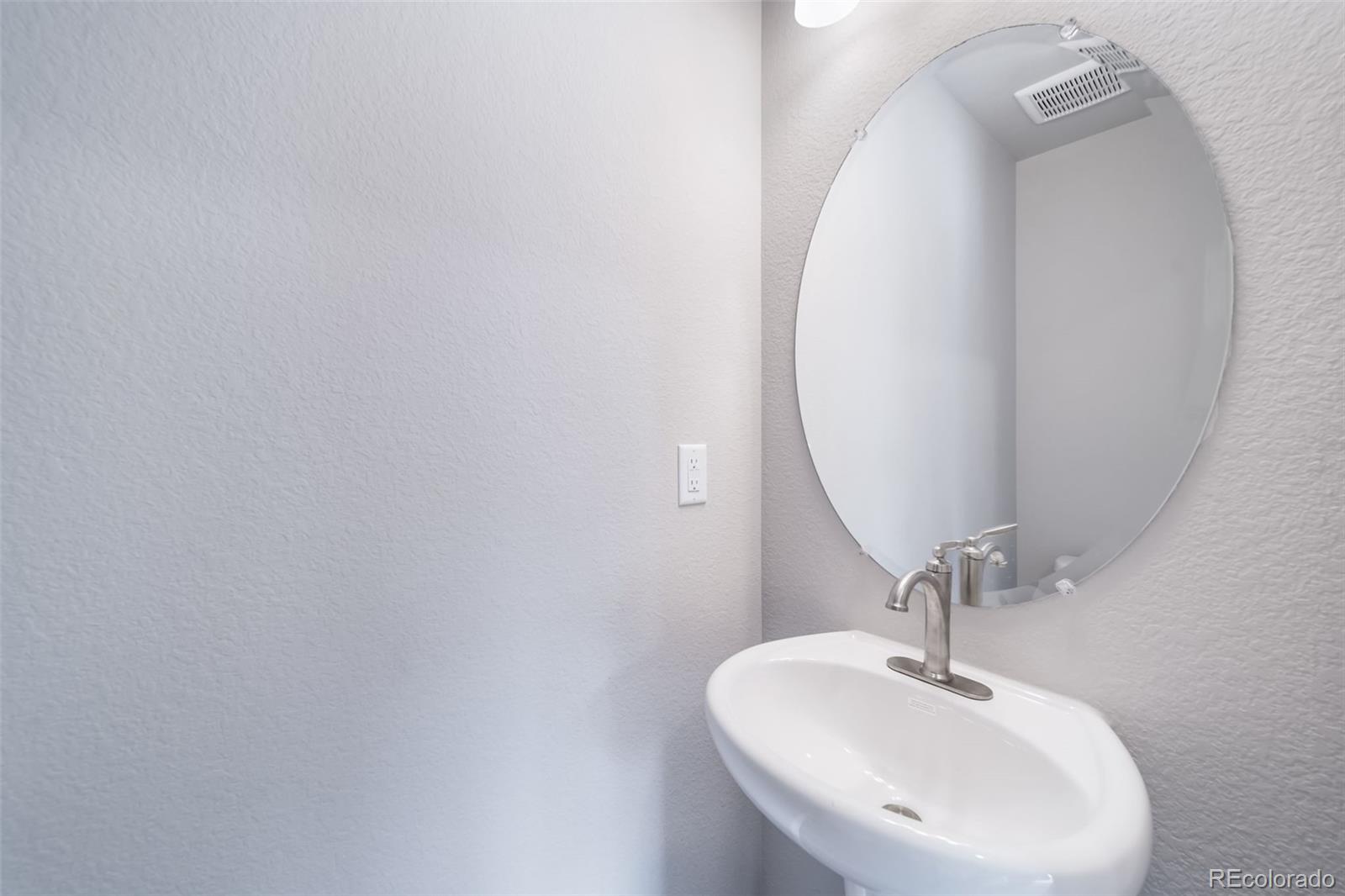 12595 E 101st Drive Commerce City CO 80022