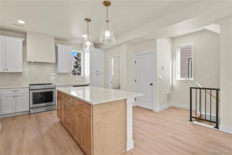 7 Noyer Court Colorado Springs CO 80906