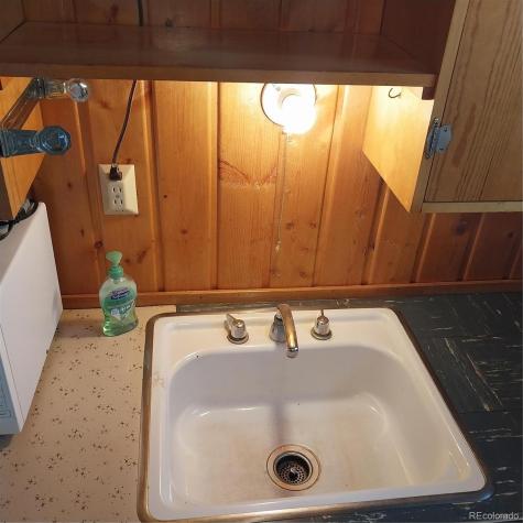 716 Doe Street Hartsel CO 80449