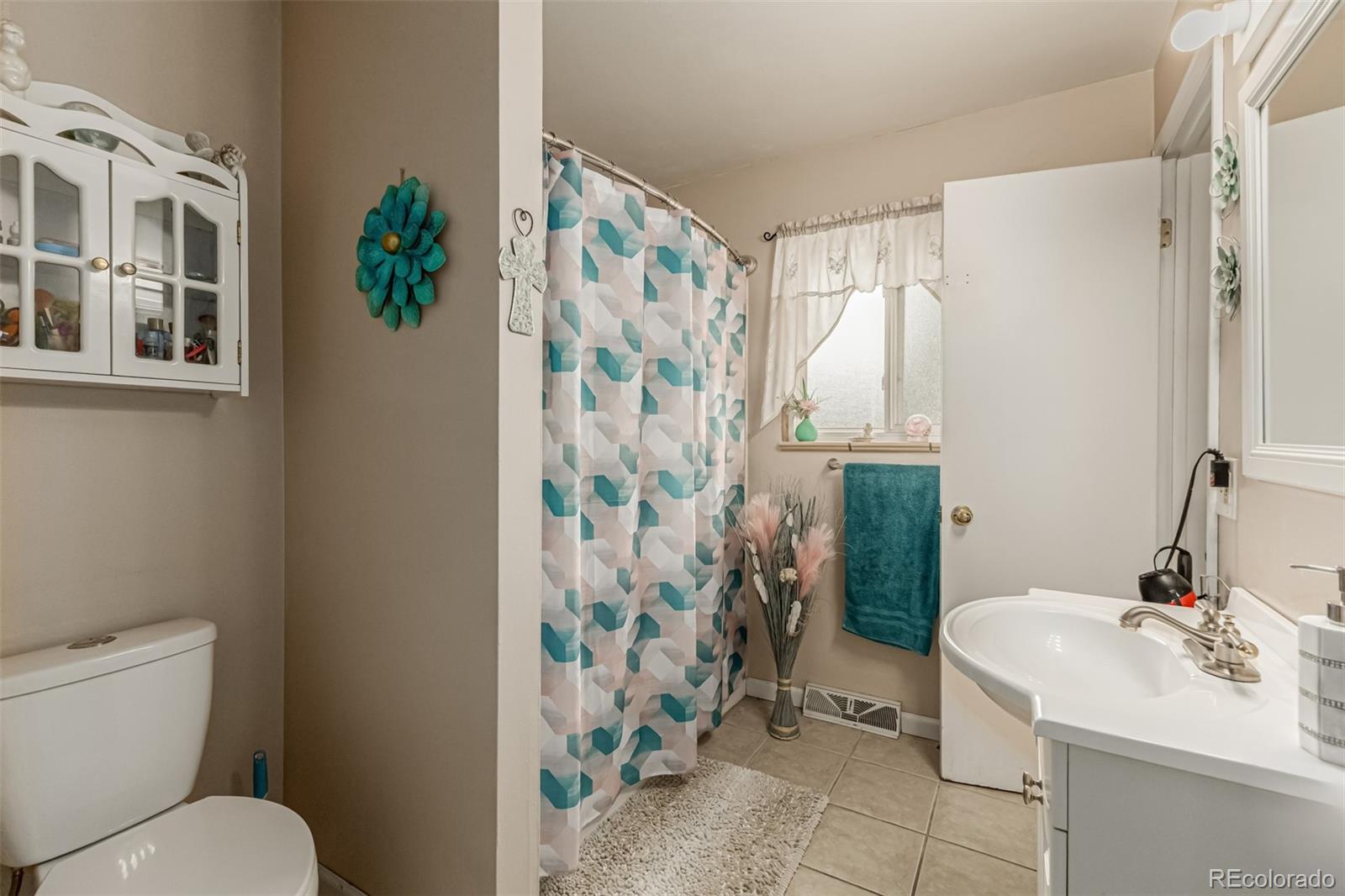 1146 W 102nd Avenue Northglenn CO 80260