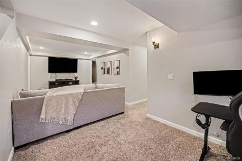 4647 Longs Court Broomfield CO 80023