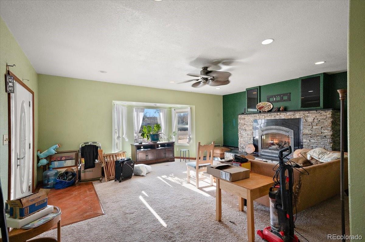 2 Meadow Lane Swink CO 81077