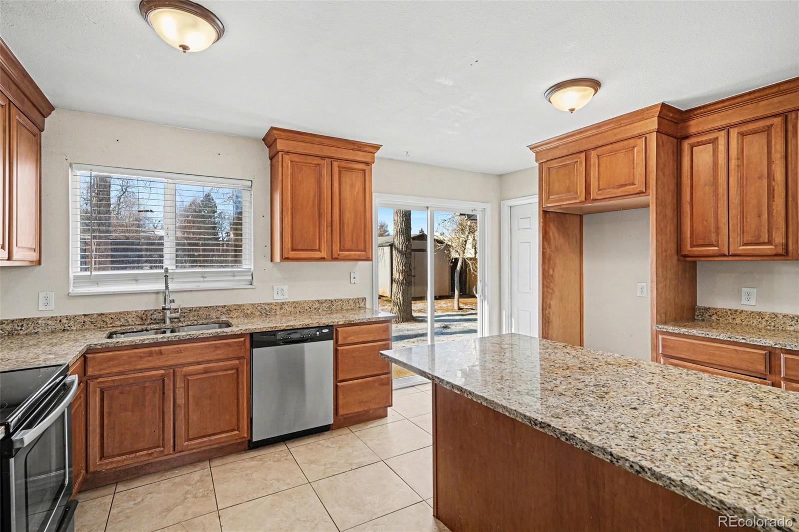 2679 S Memphis Way Aurora CO 80013