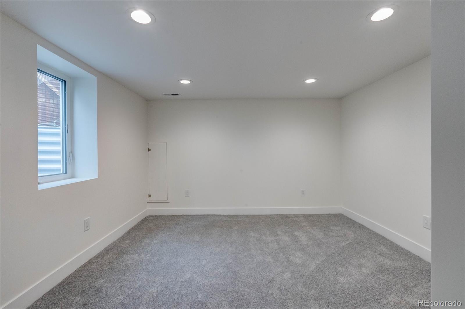1463 S Knox Court Denver CO 80219
