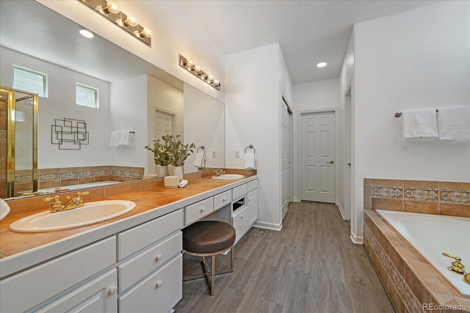 2637 S Troy Court Aurora CO 80014