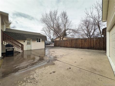 1770 Bahama Street Aurora CO 80011