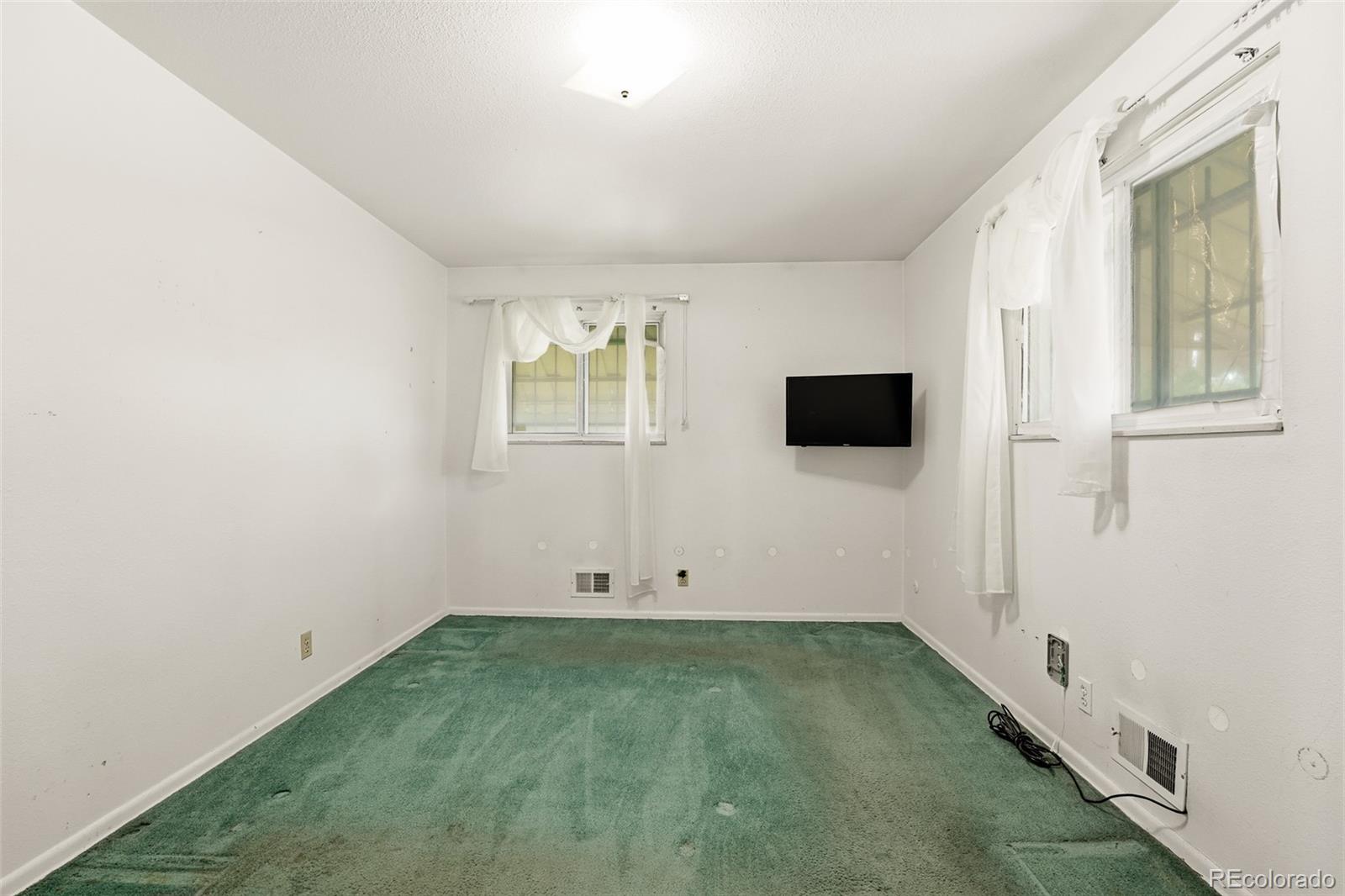 5020 Troy Street Denver CO 80239