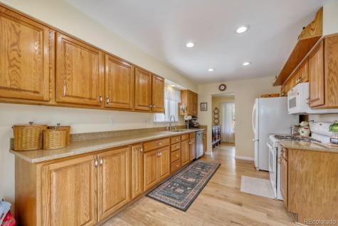 15681 E Jefferson Avenue Aurora CO 80013