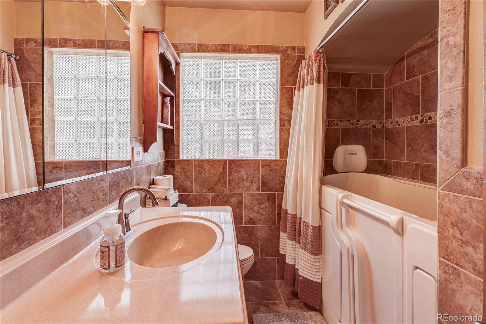 2550 Locust Street Denver CO 80207