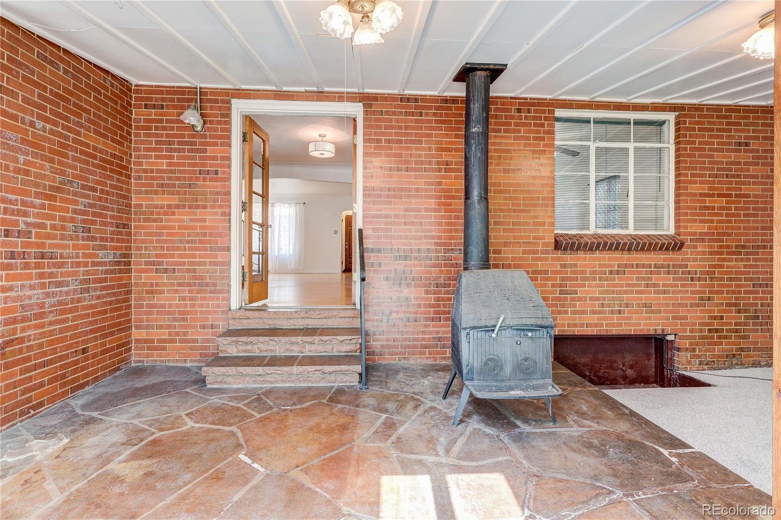 2550 Locust Street Denver CO 80207