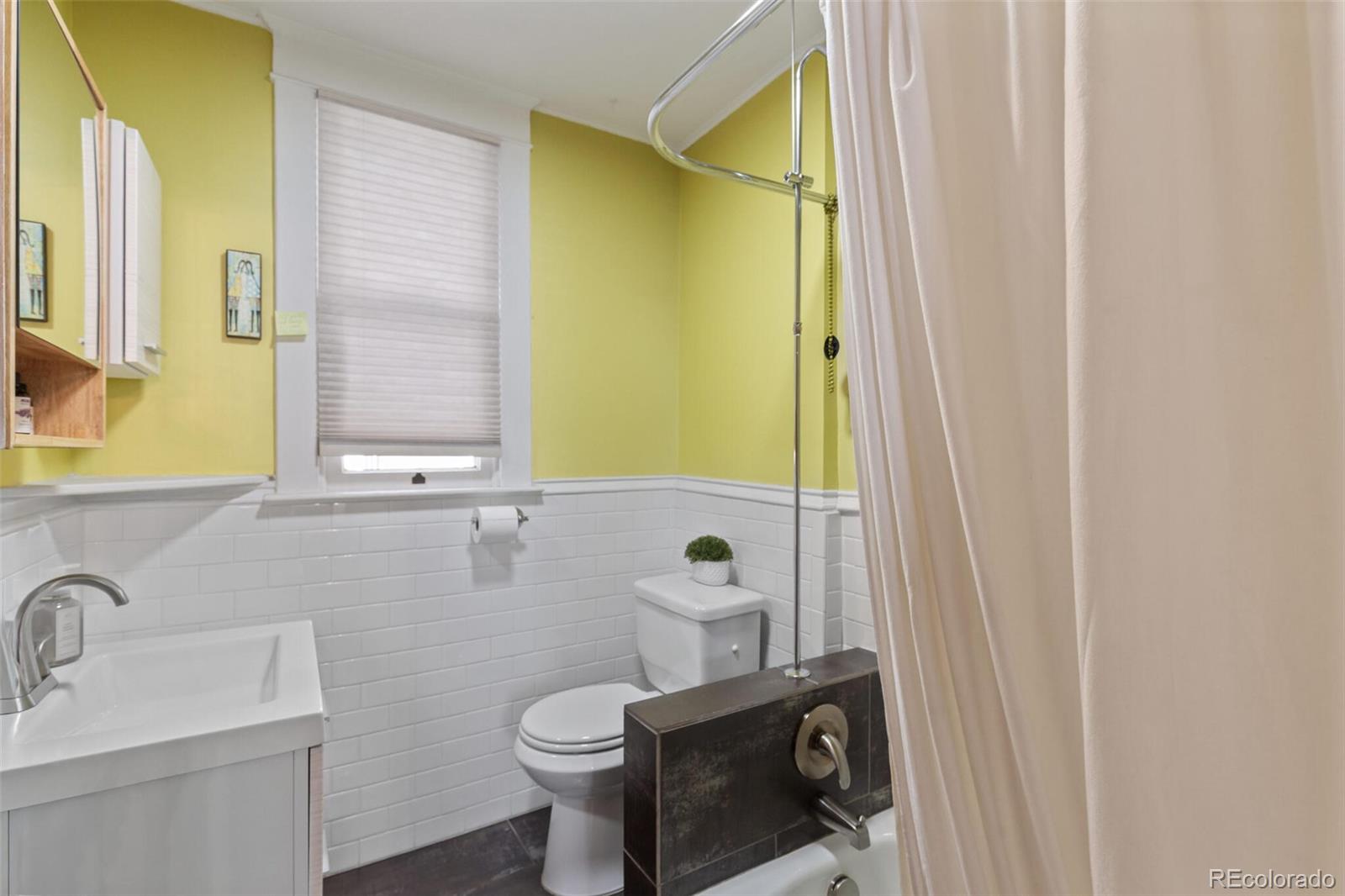 33 W Byers Place Denver CO 80223