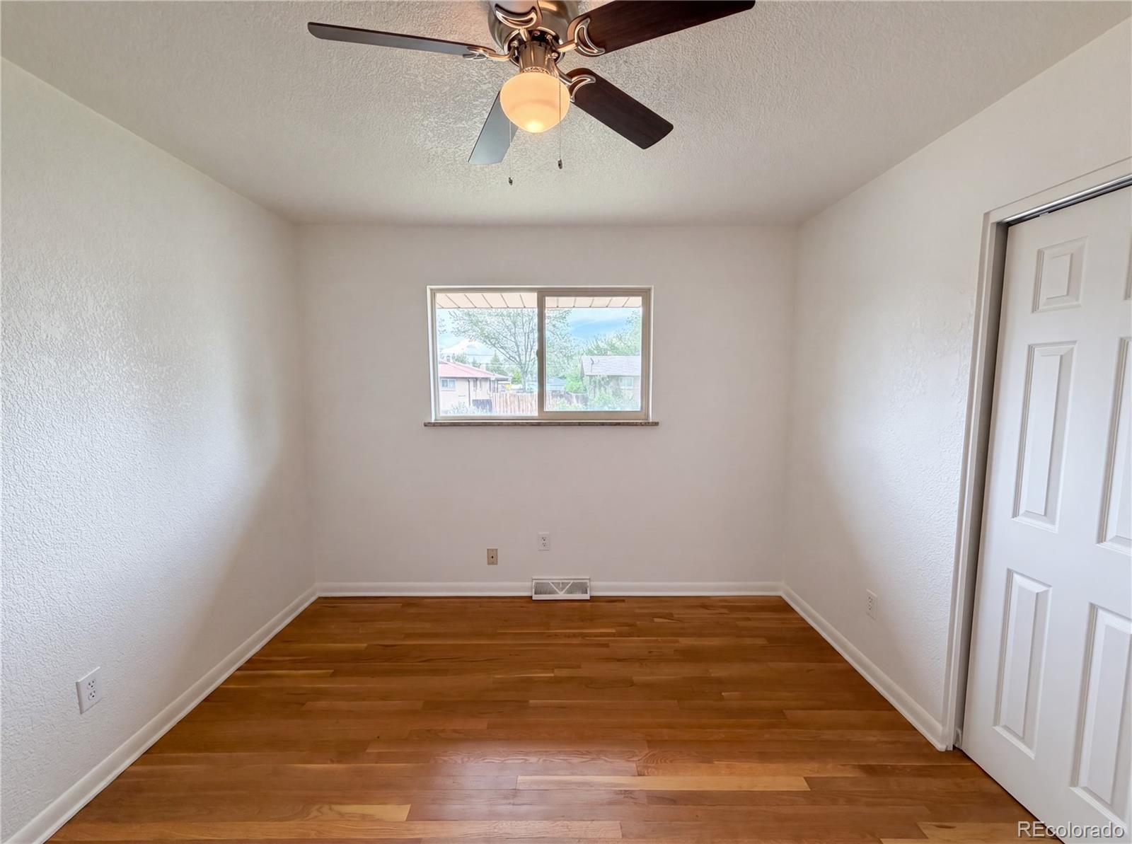 5421 Raritan Way Denver CO 80221