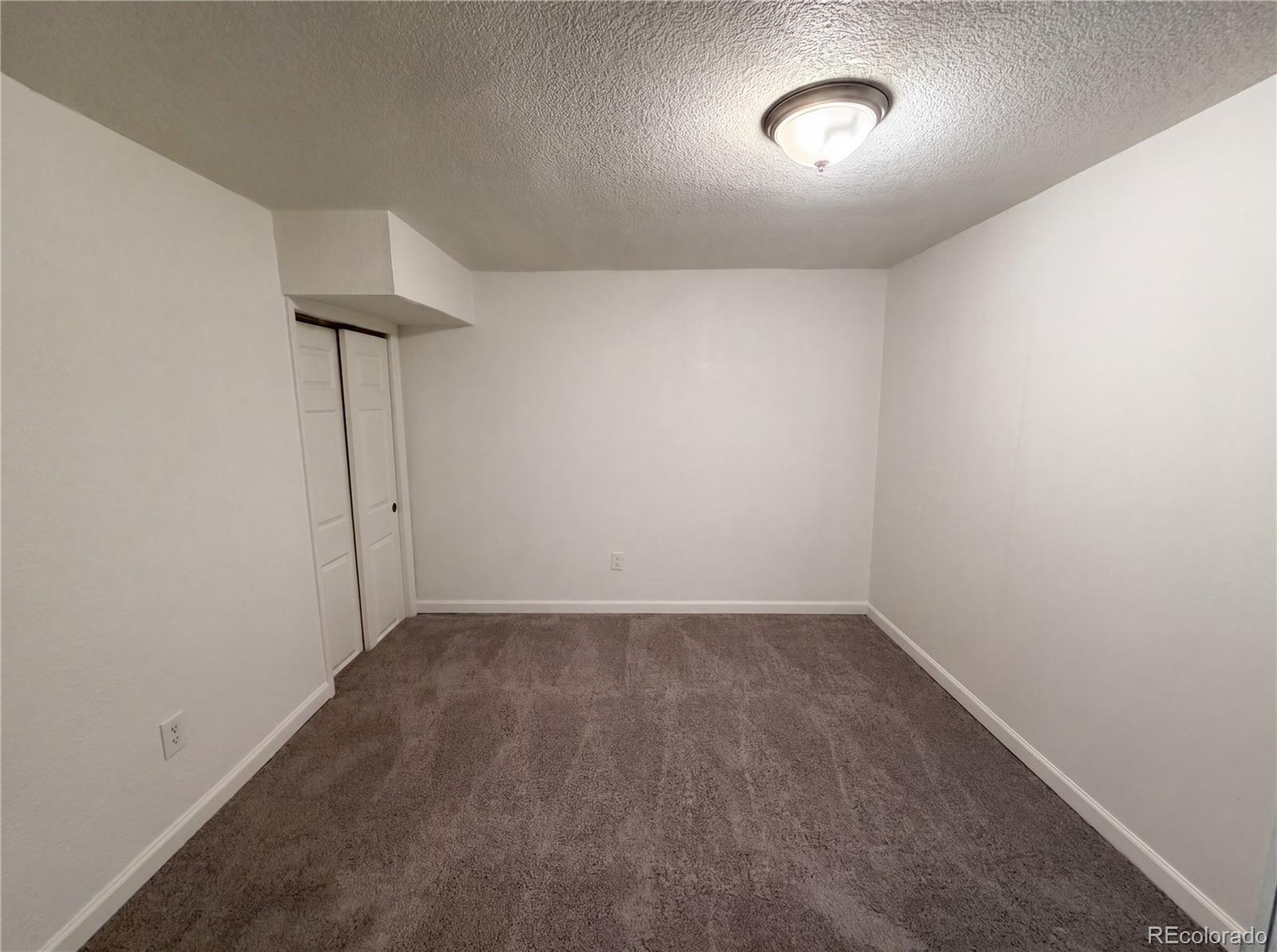 5421 Raritan Way Denver CO 80221