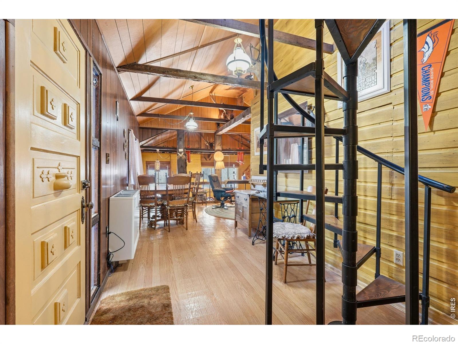 2476 Riverside Drive Lyons CO 80540