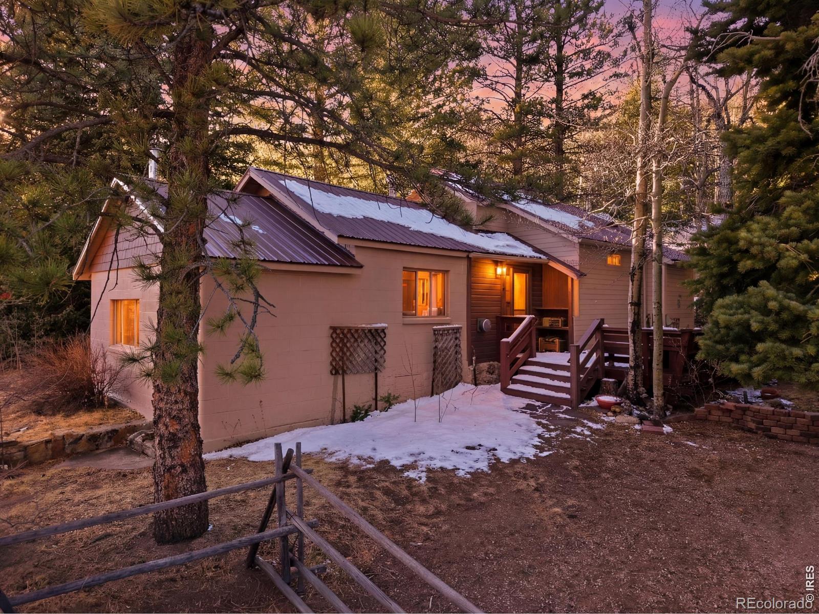 2476 Riverside Drive Lyons CO 80540