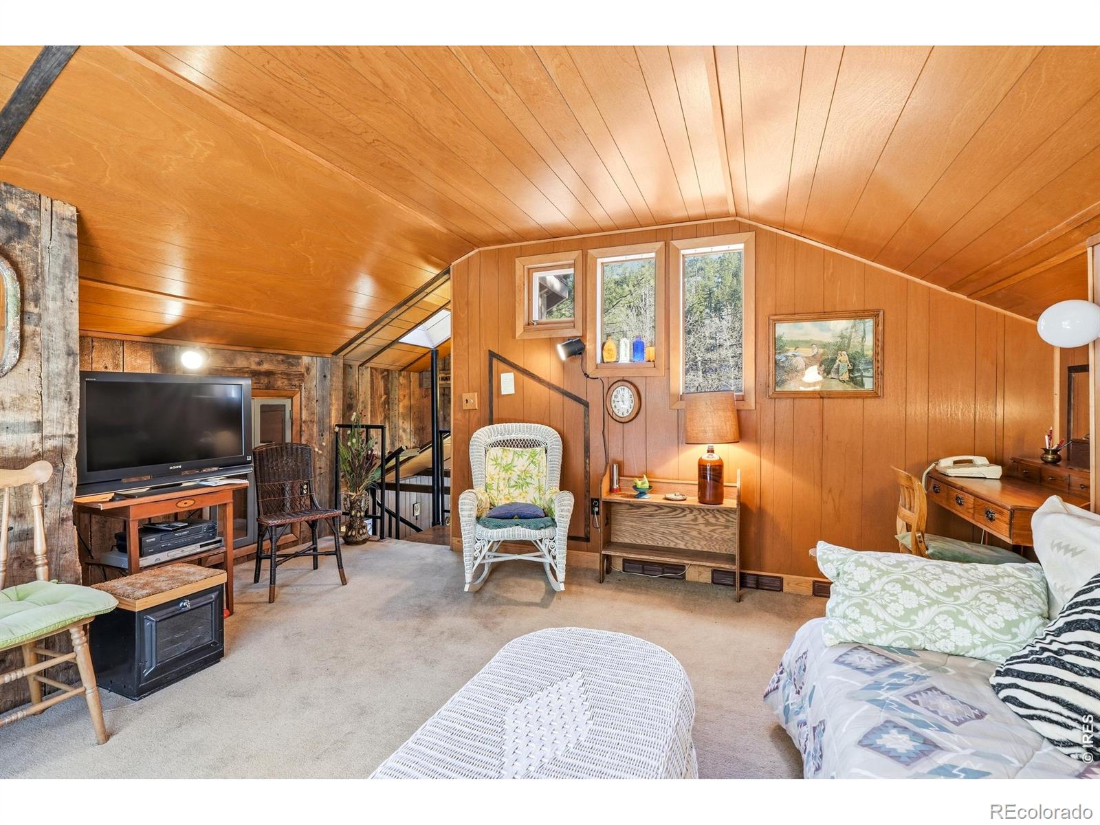 2476 Riverside Drive Lyons CO 80540