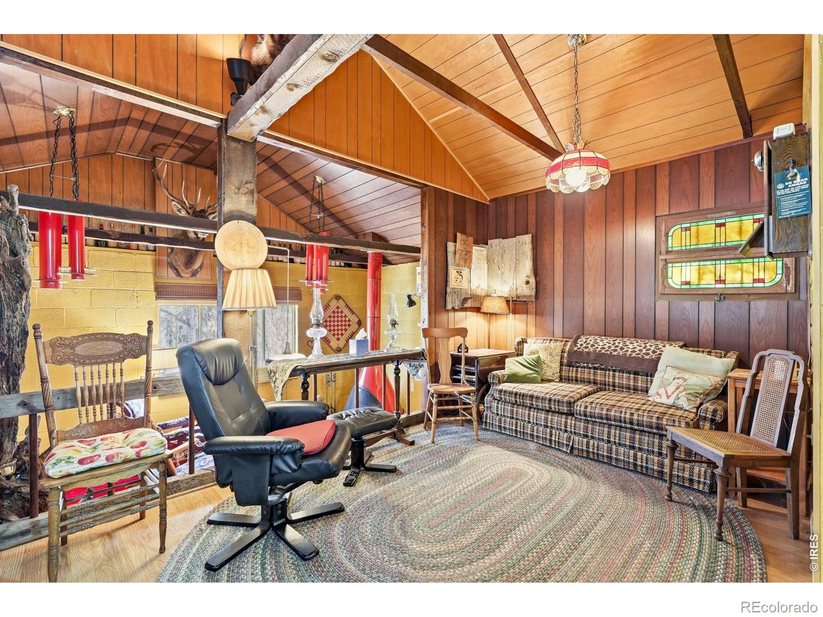2476 Riverside Drive Lyons CO 80540