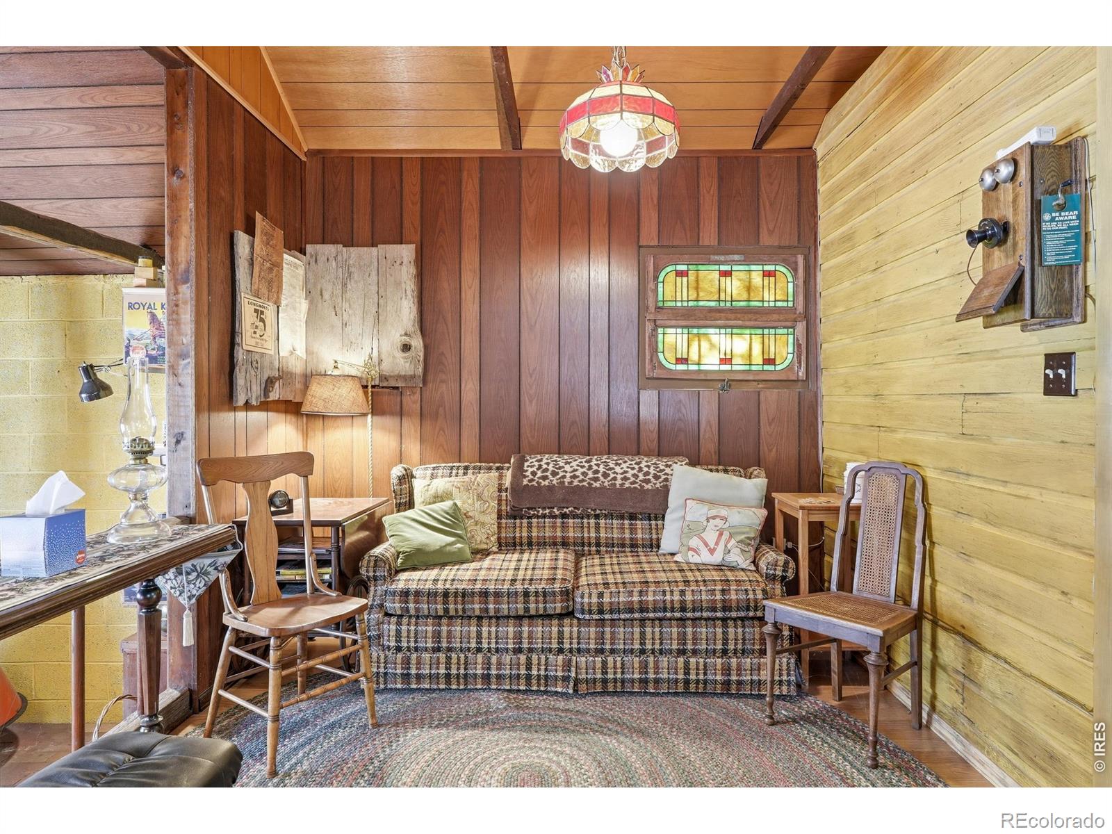 2476 Riverside Drive Lyons CO 80540