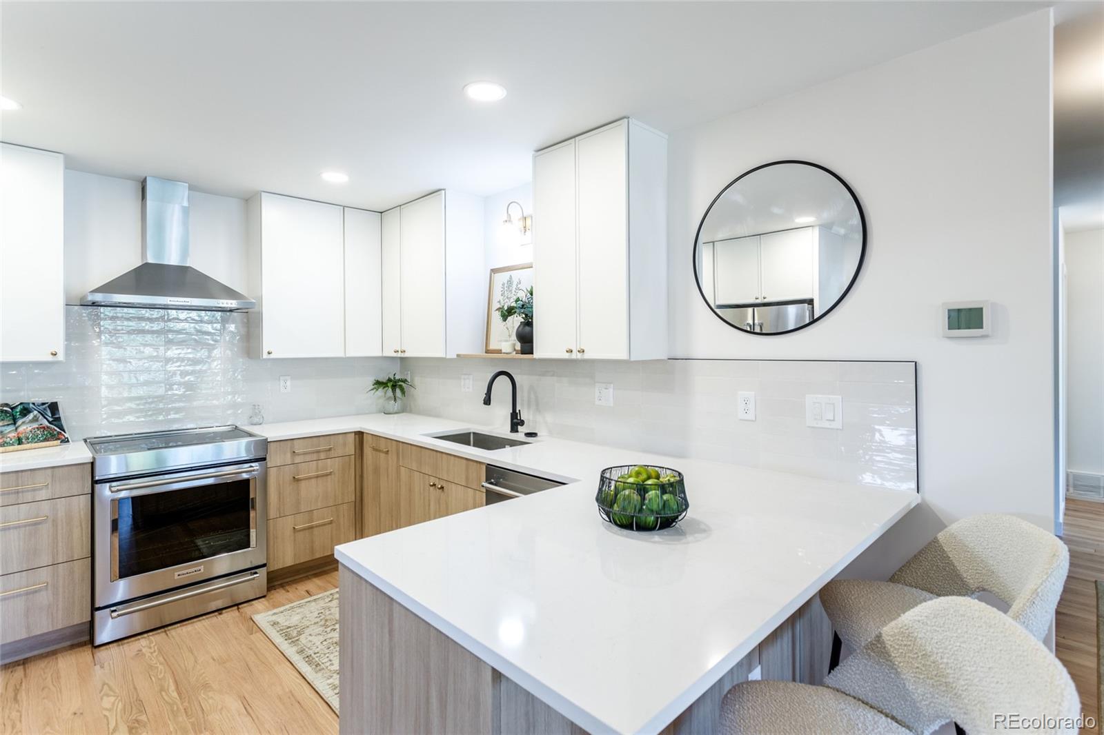1532 S Grape Street Denver CO 80222