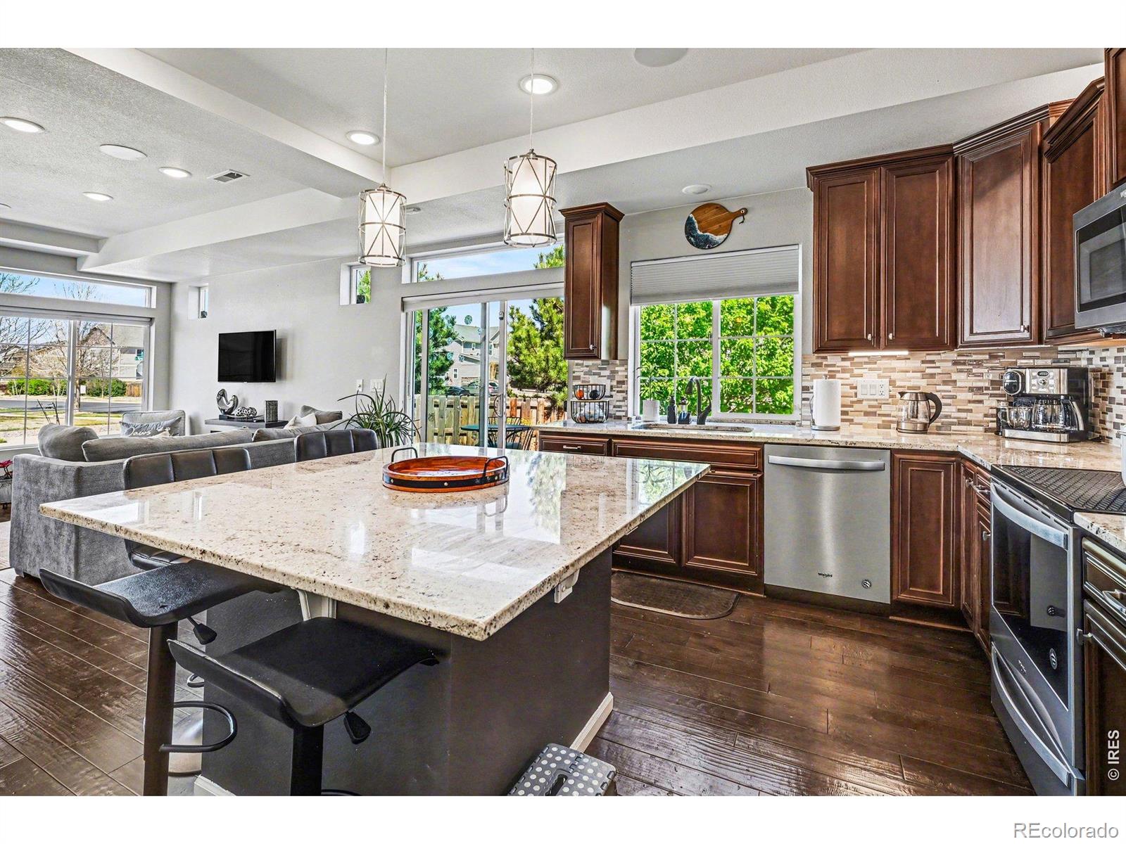 185 S Oak Hill Street Aurora CO 80018