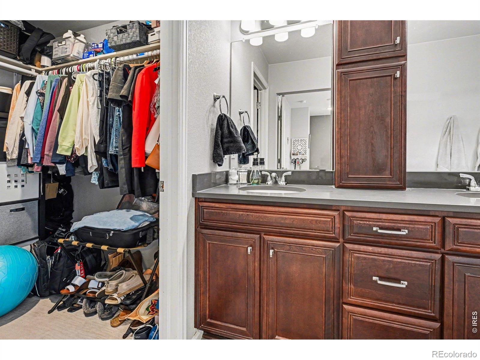 185 S Oak Hill Street Aurora CO 80018