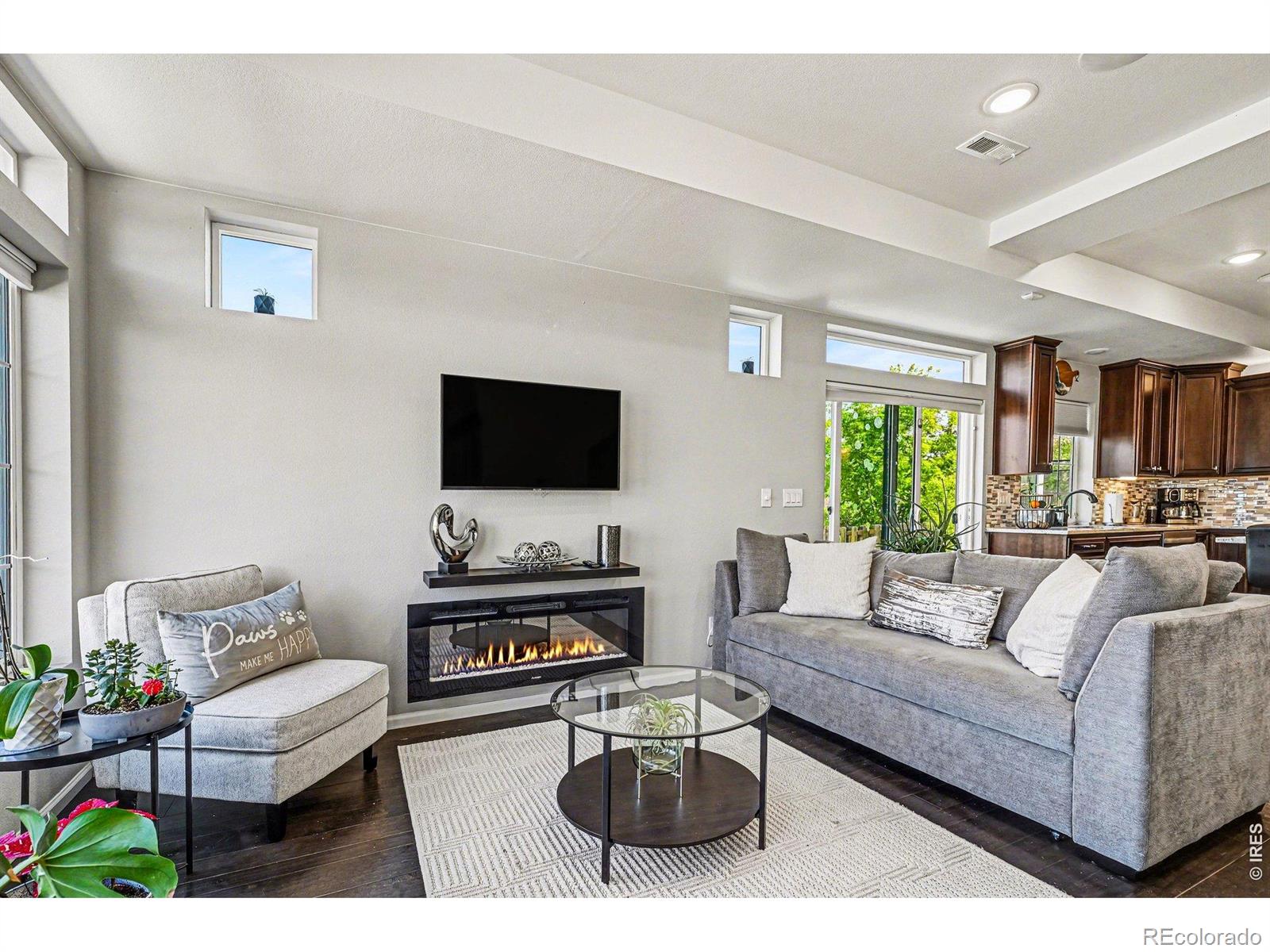 185 S Oak Hill Street Aurora CO 80018