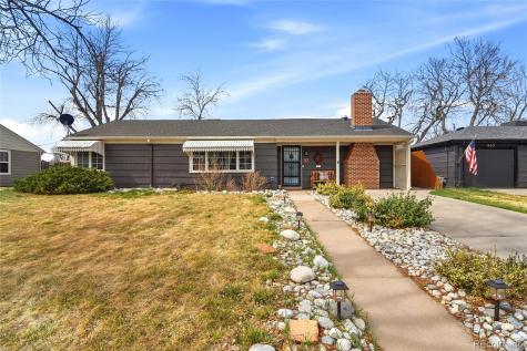 923 Geneva Street Aurora CO 80010