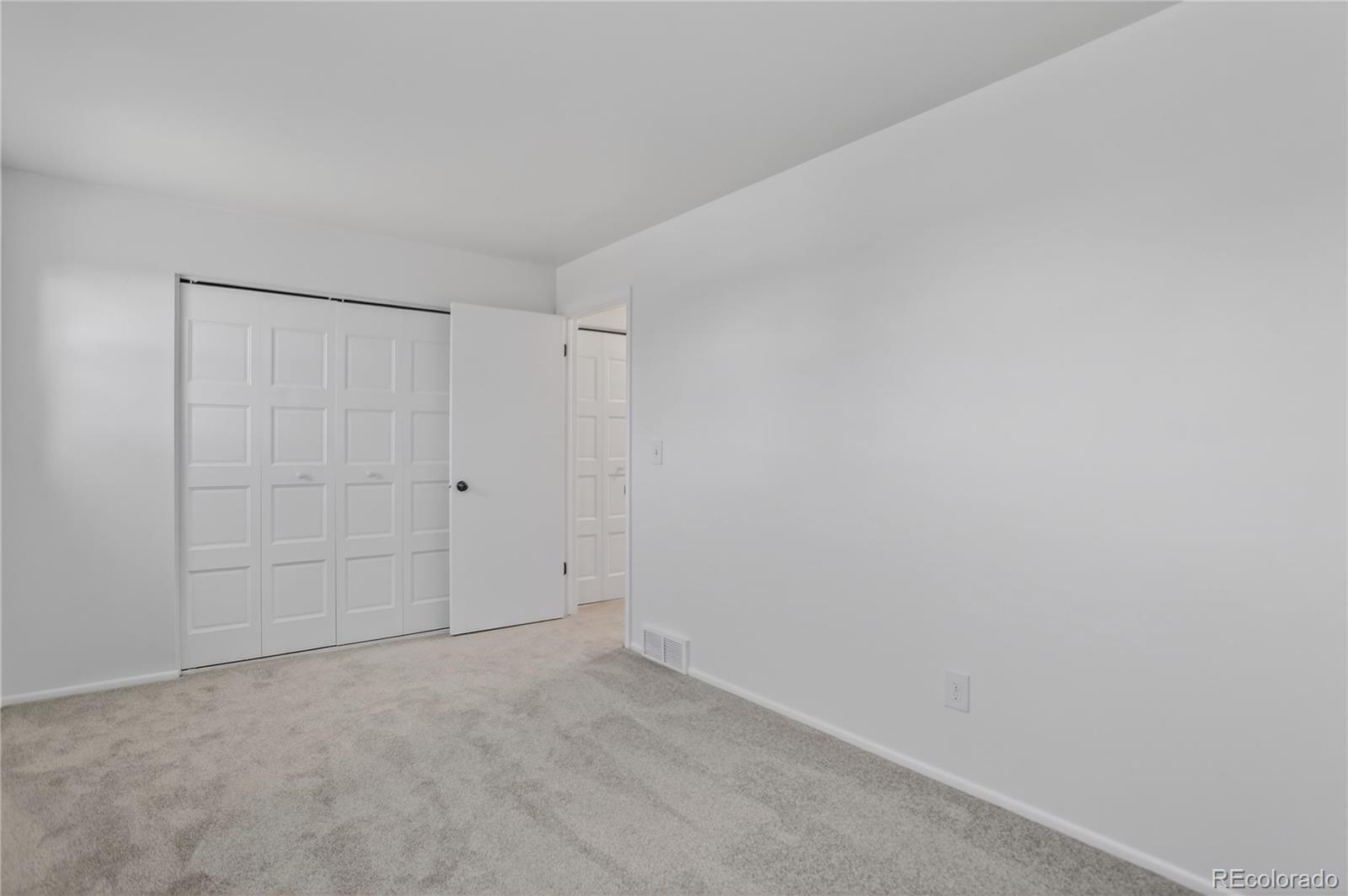 4560 E Lake Circle Centennial CO 80121