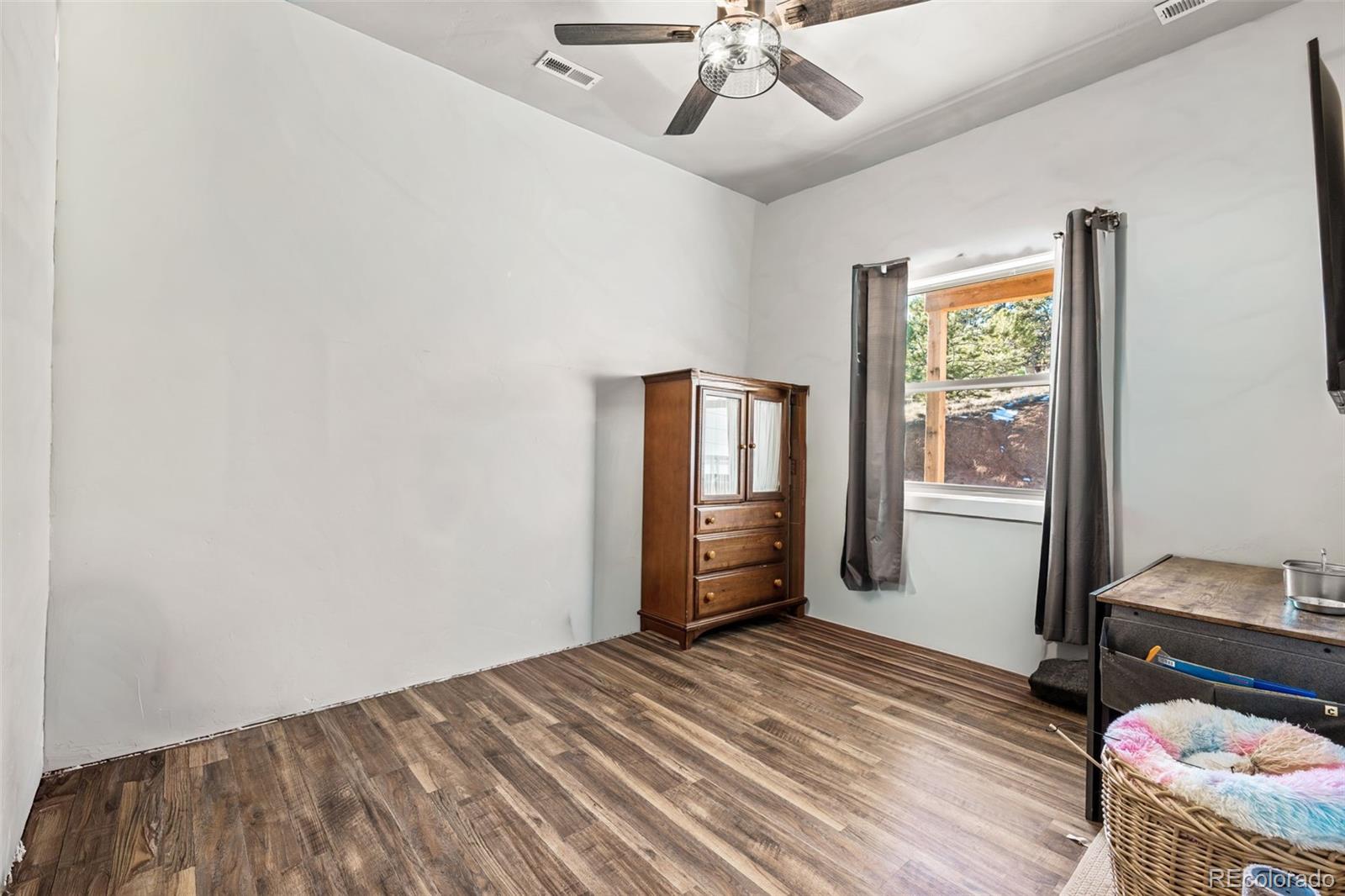 2270 Pikes Peak Drive Florissant CO 80816