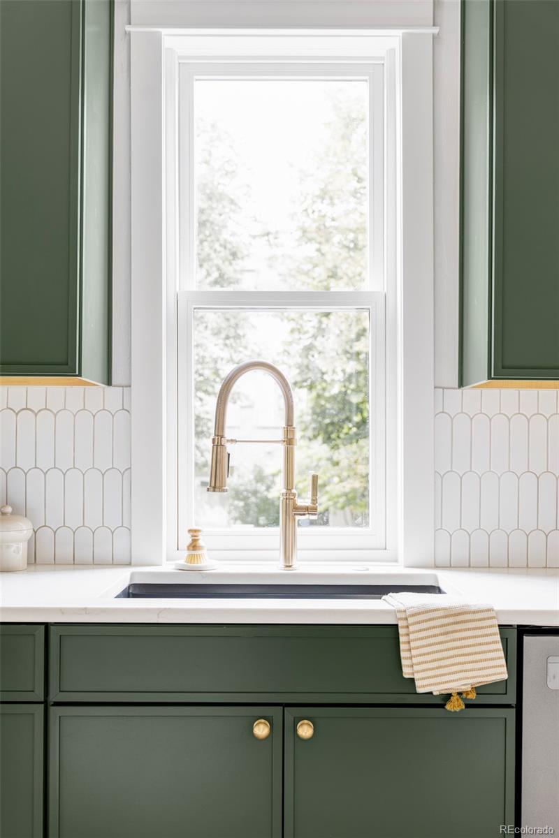 1002 E 4th Avenue Denver CO 80218