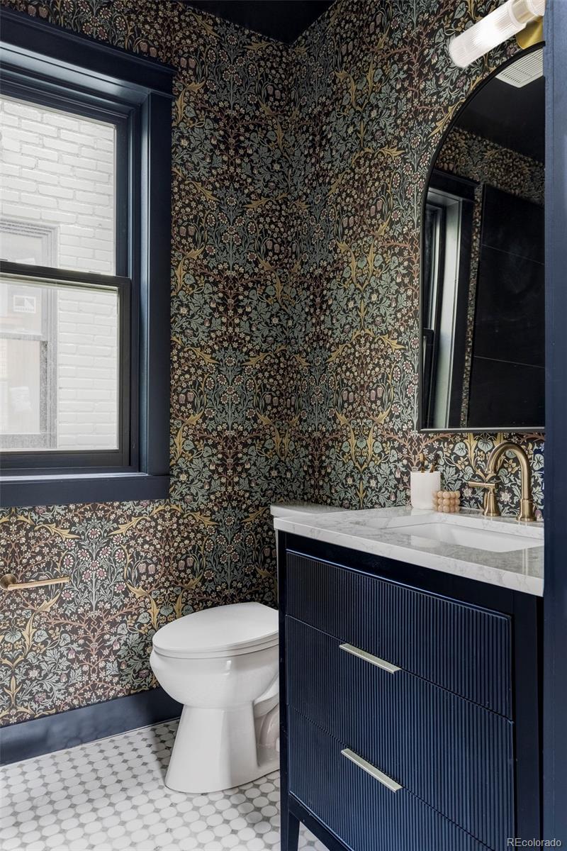 1002 E 4th Avenue Denver CO 80218