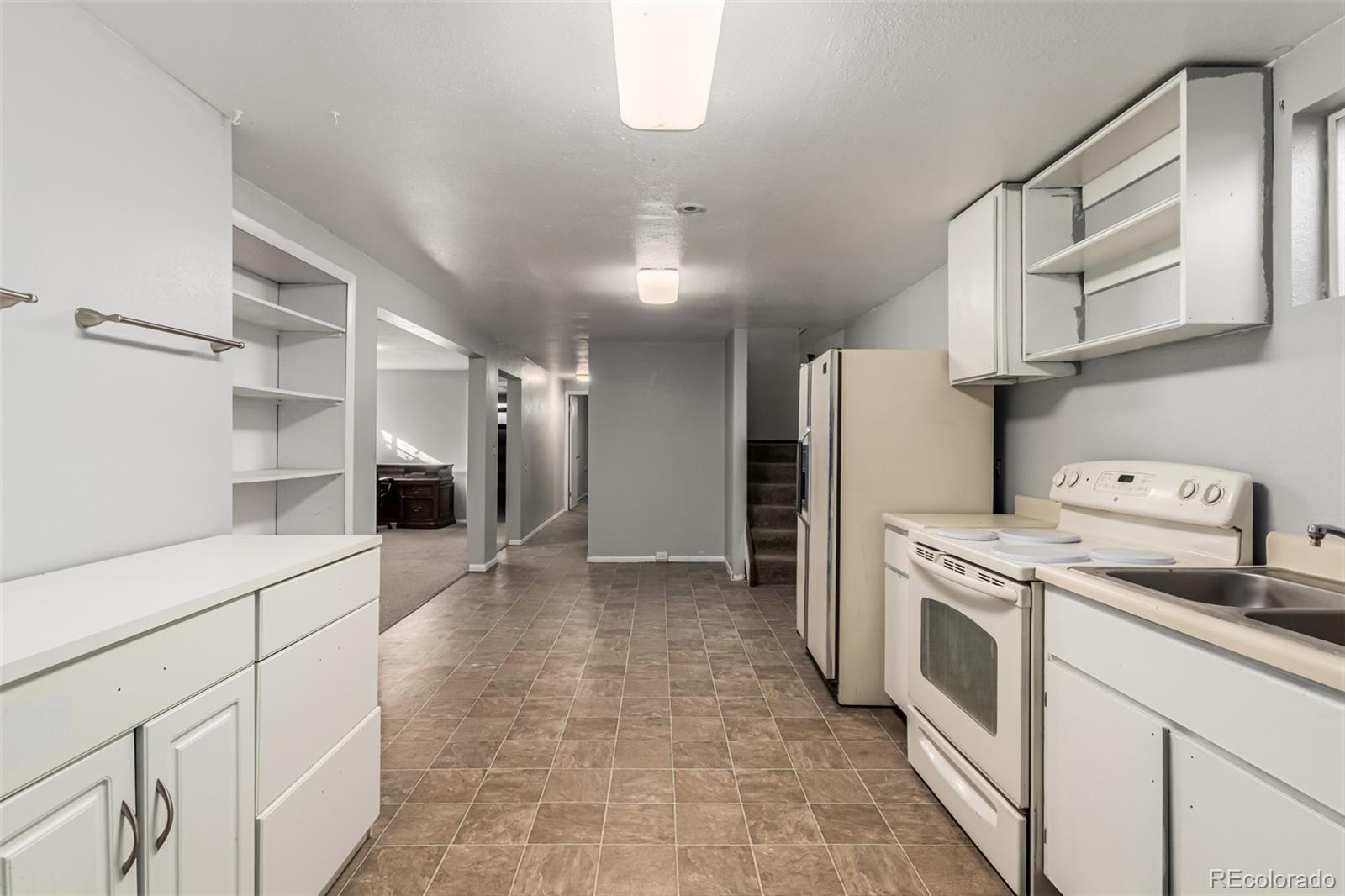 335 S Monaco St Parkway Denver CO 80224