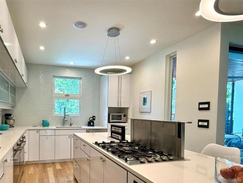 451 Hudson Denver CO 80220