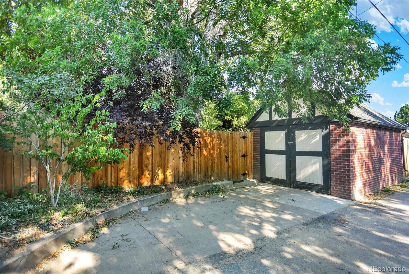 2660 Forest Street Denver CO 80207