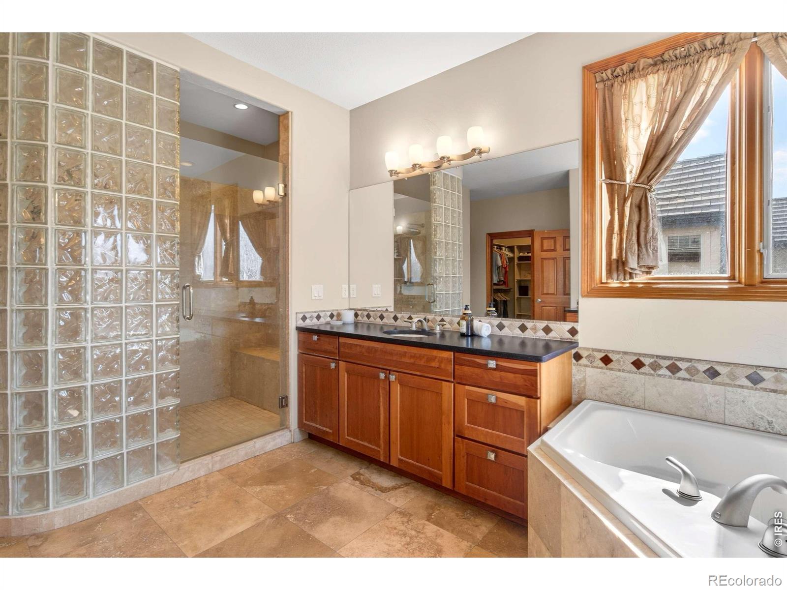 2018 Braeburn Court Longmont CO 80503