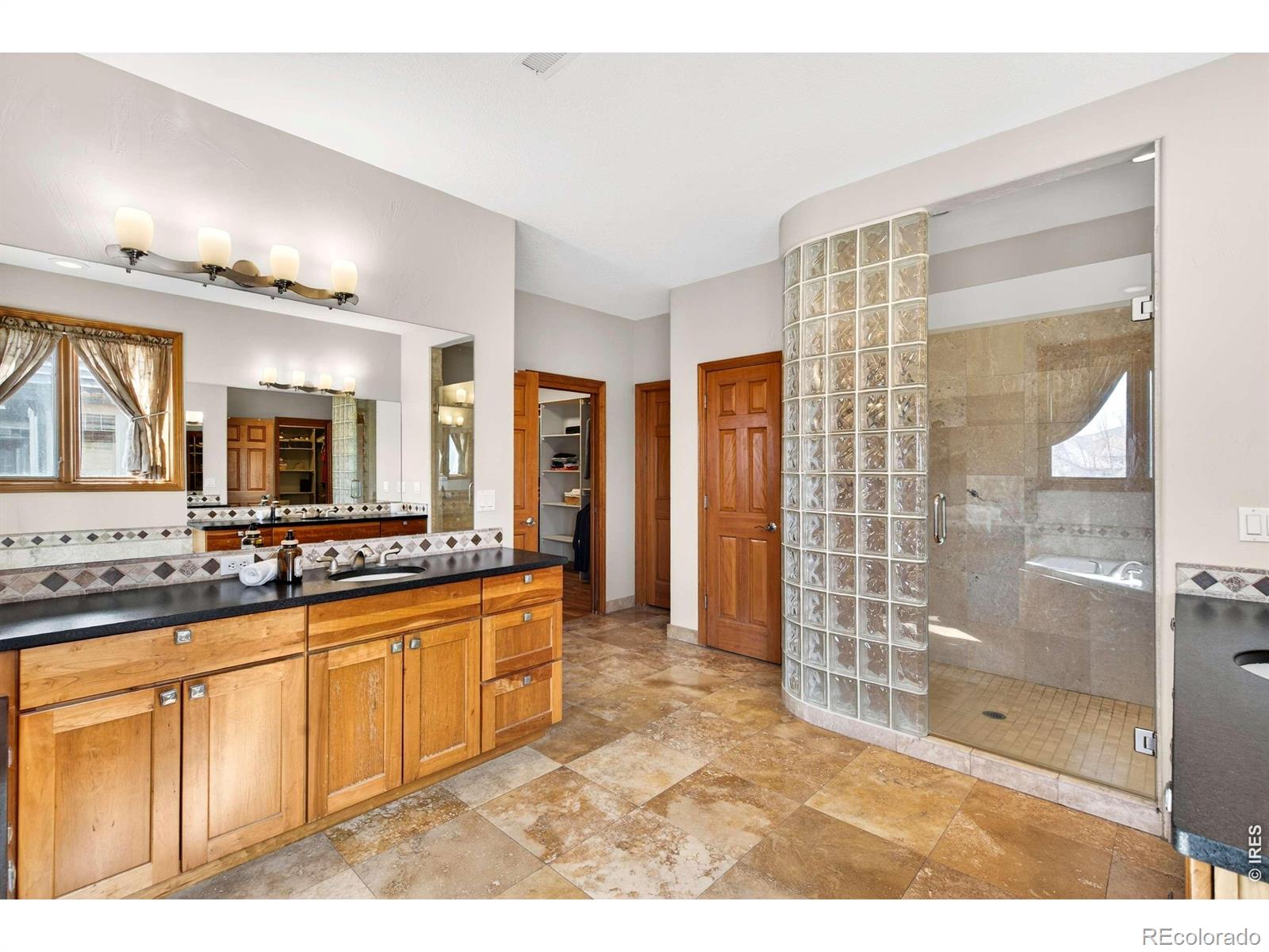 2018 Braeburn Court Longmont CO 80503