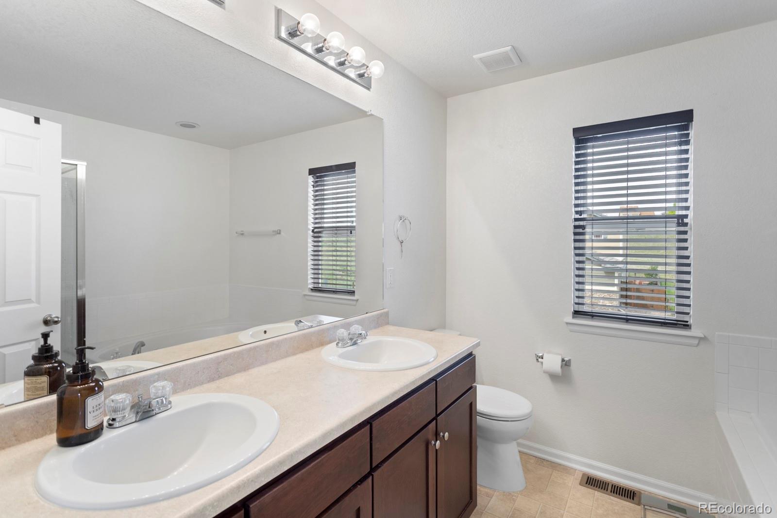 22264 E Kenyon Place Aurora CO 80018
