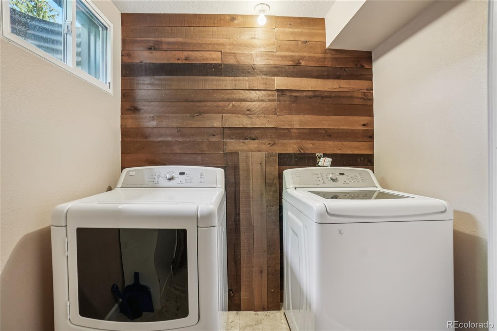 2244 Vivian Street Longmont CO 80501