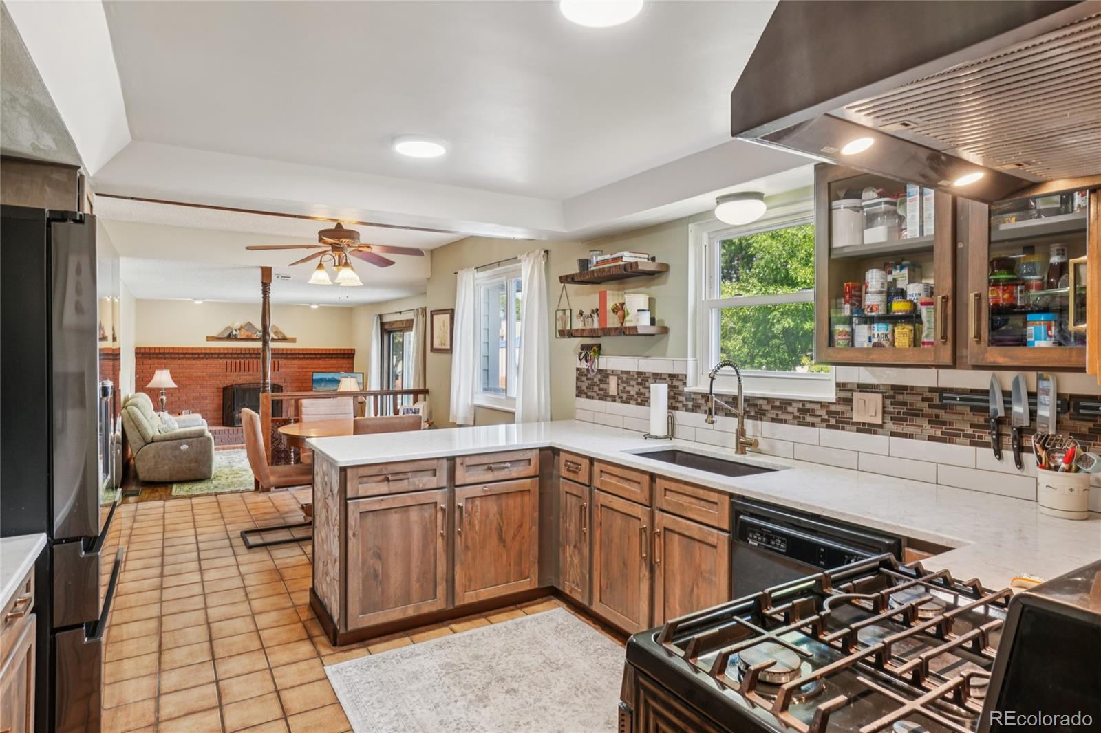 2244 Vivian Street Longmont CO 80501