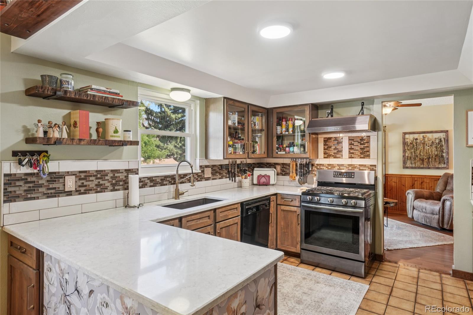 2244 Vivian Street Longmont CO 80501