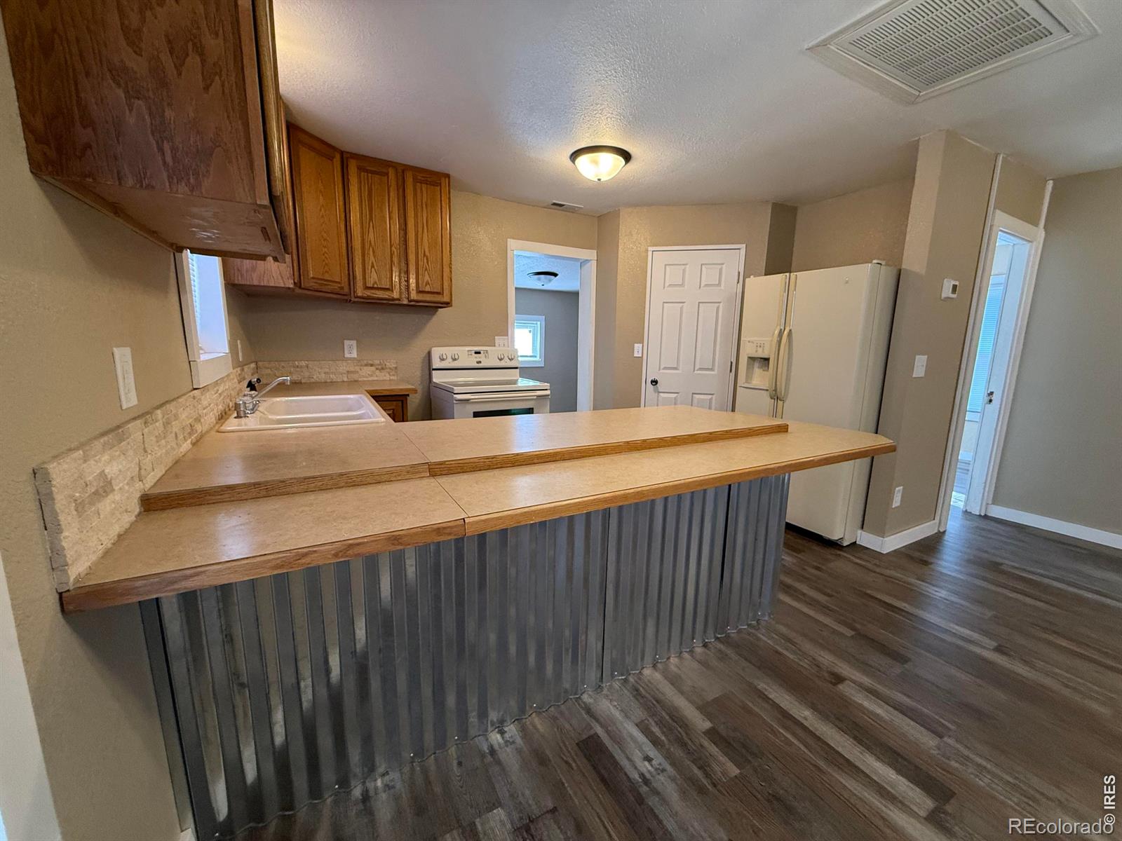 709 S 3rd Street Lamar CO 81052