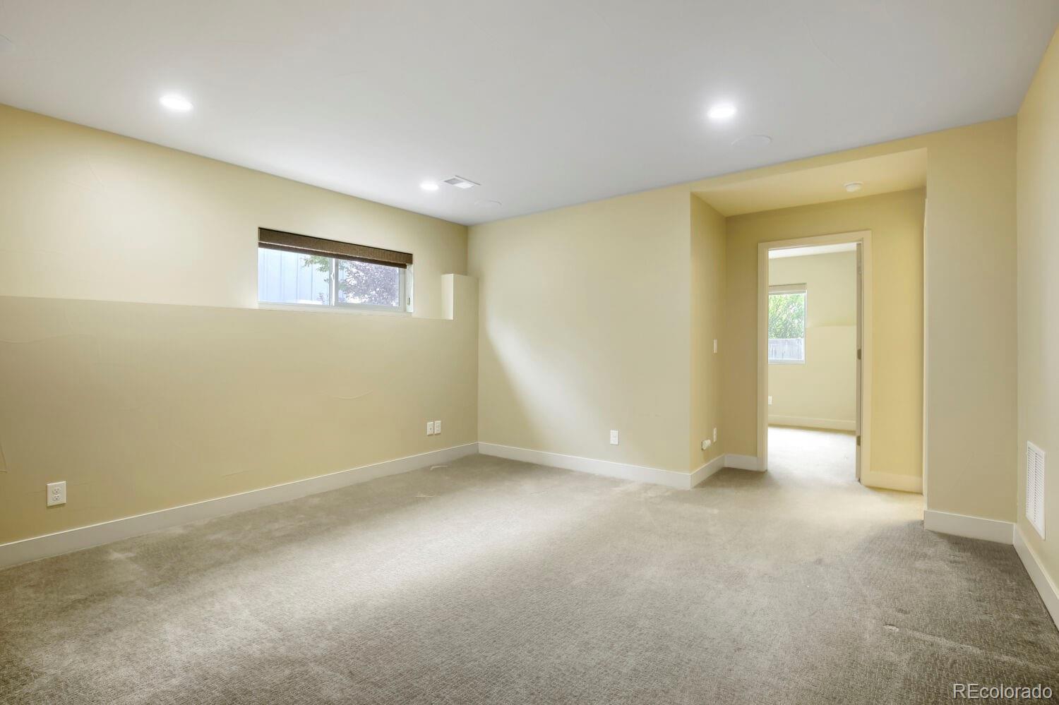 4692 Clear Creek Drive Longmont CO 80504