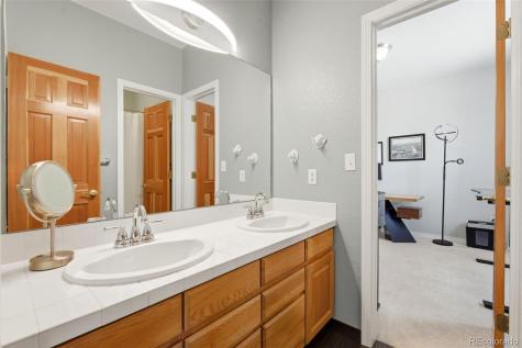 6112 Devinney Way Arvada CO 80004