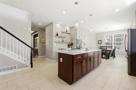 6112 Devinney Way Arvada CO 80004