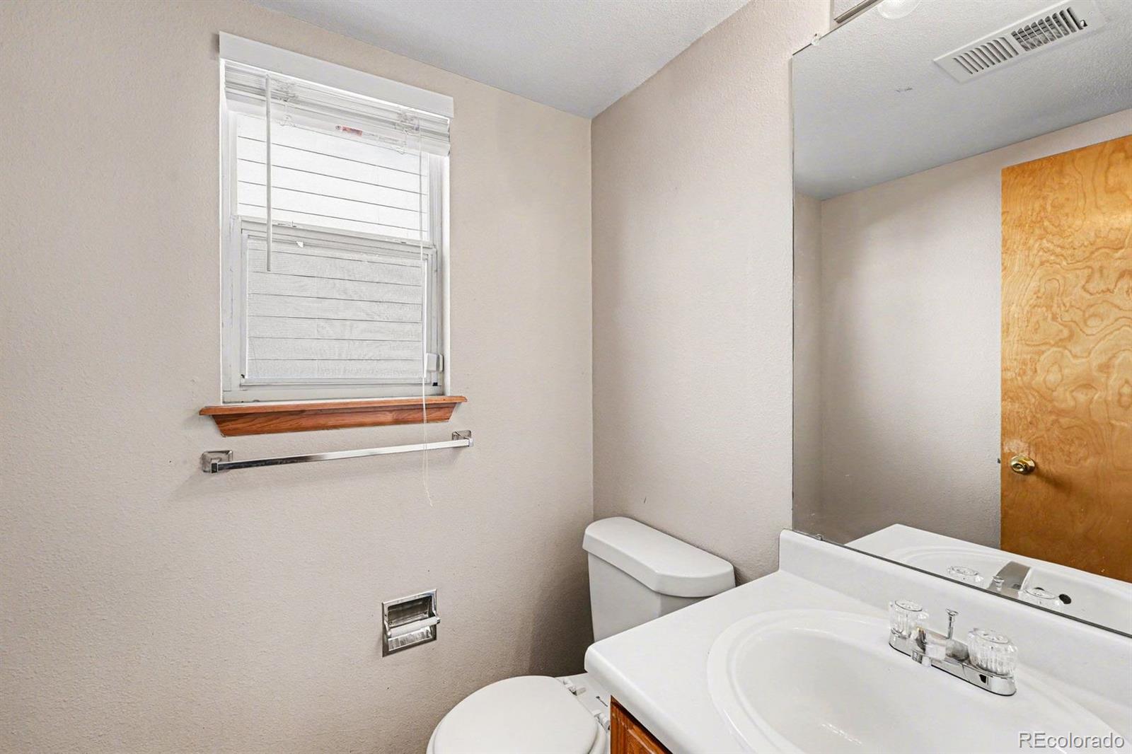 5458 S Perth Way Centennial CO 80015